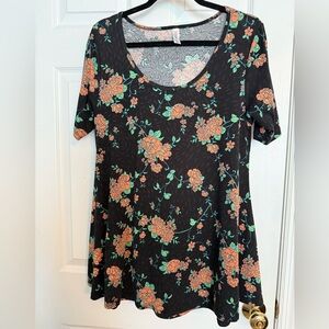 LuLaRoe Black and Orange Fitted Short Sleeve Tee